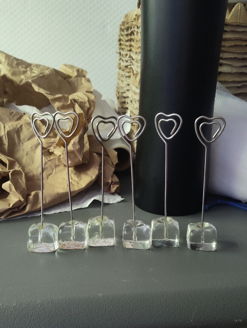 Set of 6 Heart Wire Photo/Place Card Holders with Ice Cube 🧊 Base
